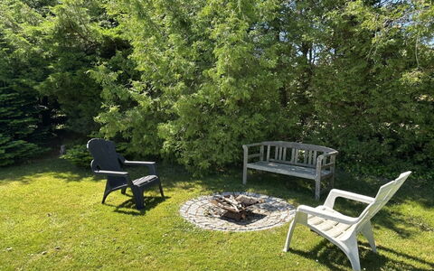 Henne - from the Sea: Holz, Zuhause, Veranda, Deck, Hartholz, Dach, Holzbeize, Holzboden, Eco Hotel
