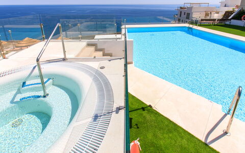 D'Mediterranea Private Pool & Sauna: Blau, Schwimmbad, Wohnung, Resort, Meer, Balkon, Hotel, Strandresort, Eigentumswohnung, Villa