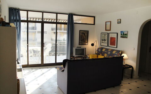 Horta del Mar: Zimmer, Eigentum, Gebäude, Interior Design, Decke, Fussboden, Möbel, Die Architektur, Wand, Haus