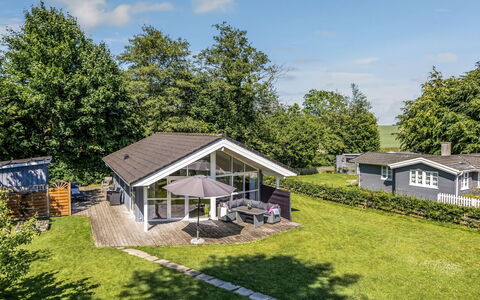Alfwin - 300M from the Sea: Dach, Haus, Zuhause, Hütte, Abstellgleis, Estate, Auffahrt, Gartenbauten, Garten, Schuppen
