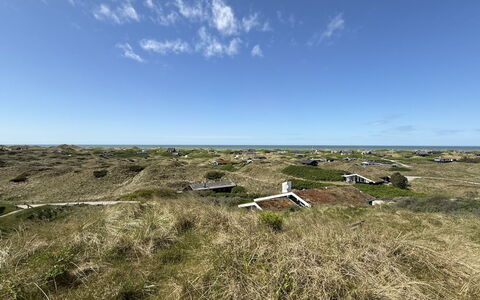 Marcus - 500M from the Sea: Estate, Schatten, Auffahrt, Bauernhaus