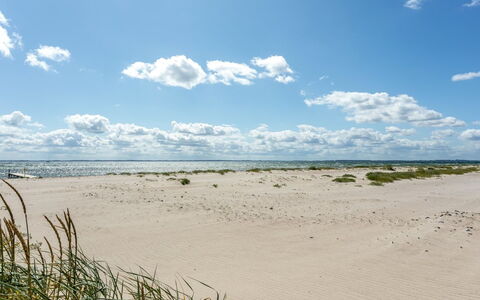 Frodde - 200M from the Sea: Himmel, Wolke, Blau, Daytime, Natürlichen Umgebung, Horizont, Kumulus, Strand, Ökoregion, Sommer