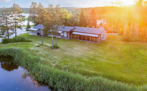 Villa Virpi Golf: Boot, Blau, Watercraft, Boote Und Boating - Geräte Und Materialien, Hafen, Wasserweg, Hafen, Yachthafen, Schiffsbau, Kanal