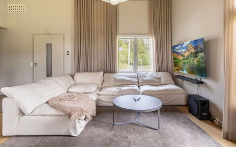 Villa Virpi Golf: Baum, Bank, Haus, Hütte, See, Teich, Wald, Blockhaus