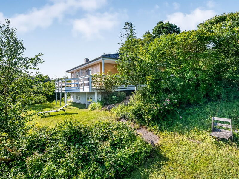 Albert - 300M from the Sea