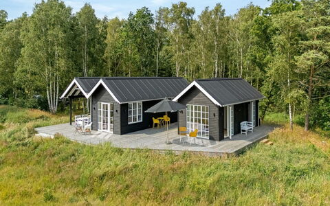 Farman - 150M from the Sea: Holz, Zuhause, Veranda, Deck, Hartholz, Dach, Holzbeize, Holzboden, Eco Hotel