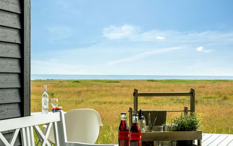 Farman - 150M from the Sea: Holz, Zuhause, Veranda, Deck, Hartholz, Dach, Holzbeize, Holzboden, Eco Hotel