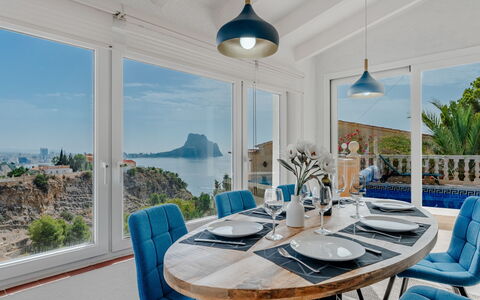 Brisa del Mar: Möbel, Interior Design, Tabelle, Stuhl, Küche & Esszimmer Tisch, Flooring, Esszimmer, Fussboden, Beleuchtung, Decke