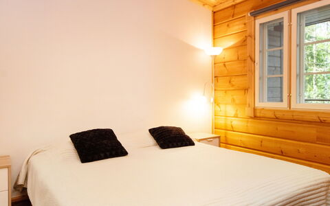 Ahma: Holz, Interior Design, Decke, Fussboden, Flooring, Möbel, Beleuchtung, Zimmer, Bett, Schlafzimmer