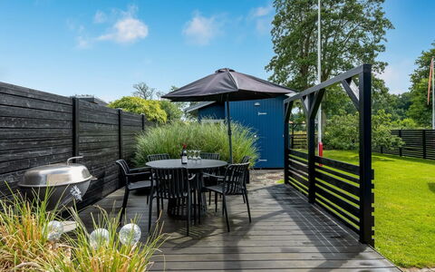 Urda - 50M from the Sea: Möbel, Gartenmöbel, Stuhl, Schatten, Tisch Im Freien, Garten, Deck, Terrasse, Garten, Hartholz