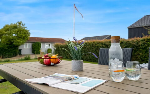 Dragan - 50M from the Sea: Möbel, Gartenmöbel, Tabelle, Holz, Stuhl, Tisch Im Freien, Küche & Esszimmer Tisch, Hartholz, Holzbeize, Terrasse