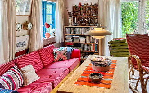 Virpi - 8Km from the Sea: Wohnung, Eigentumswohnung, Estate, Balkon, Villa, Hotel