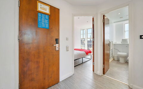 Roland House - Two Bedroom: Haus, Hütte, Einfrieren, Dorf, Bergdorf, Resort, Schnee, Winter, Alpen