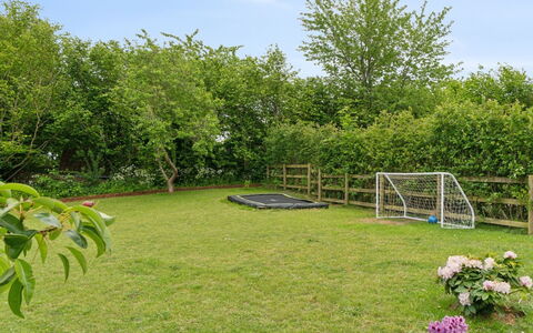 Hermine - 250M from the Sea: Wohnung, Eigentumswohnung, Estate, Balkon, Villa, Hotel
