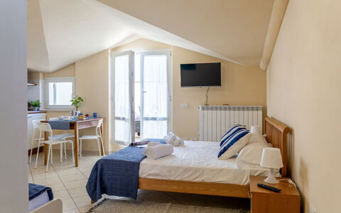 Sweet Conero: Möbel, Interior Design, Holz, Schlafzimmer, Flooring, Fussboden, Bett, Textil, Zimmer, Decke
