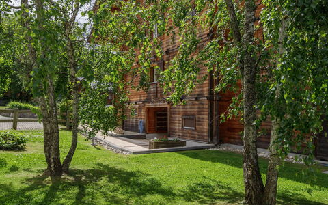 Mon Abri B: Holz, Backstein, Mauerwerk, Garten, Rasen, Abstellgleis, Hartholz, Hinterhof, Garten, Blockhaus