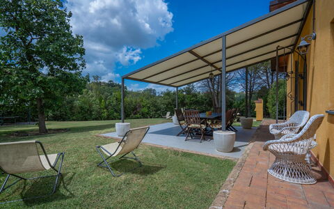 Casale La Canigiana, House, Pool, San Miniato: Möbel, Schatten, Gartenmöbel, Stuhl, Tisch Im Freien, Outdoor Struktur, Hinterhof, Markise, Küche & Esszimmer Tisch, Garten