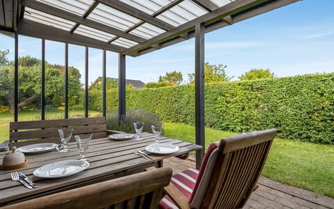Sampsa - 75M from the Sea: Dachdecken, Hütte, Haus, Dach, Zuhause, Bauernhaus, Hütte, Estate, Dorf
