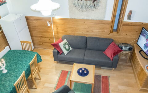 Rokua Vaulutupa: Schwimmbad, Gebirge, Eco Hotel, Resort, Estate, Senke, Villa, Landscaping, Ferienort, Hinterhof