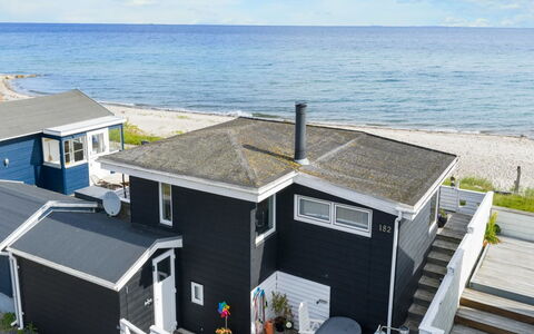 Folkhart - 10M from the Sea: Wohnung, Eigentumswohnung, Estate, Balkon, Villa, Hotel