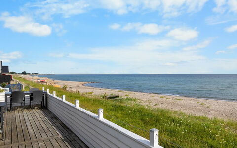 Folkhart - 10M from the Sea: Wohnung, Eigentumswohnung, Estate, Balkon, Villa, Hotel