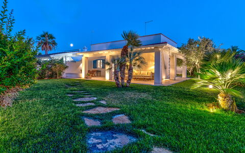 Villa Azzurra Monticelli: Zuhause, Estate, Villa, Resort, Hazienda, Garten, Landscaping, Villa, Eco Hotel