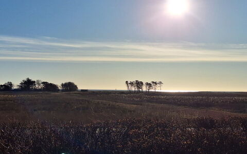Bodulf - 850M from the Sea: Himmel, Blau, Sonne, Daytime, Horizont, Natürliche Landschaft, Ökoregion, Atmosphärisches Phänomen, Einfach