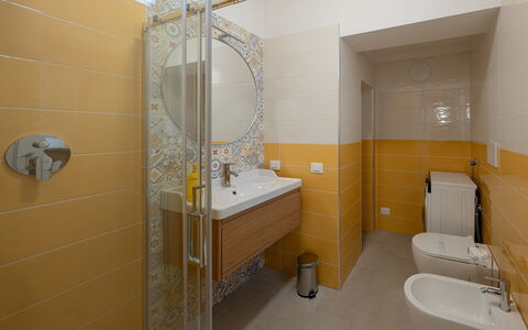 Aselli Home: Flooring, Armatur, Interior Design, Fussboden, Badezimmer, Installation, Sinken, Fliese, Zapfhahn, Bad Sink