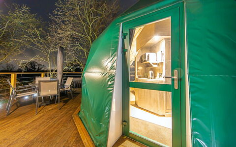 Hever Luxury Dome: 