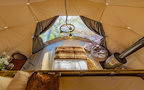 Knole Luxury Dome: 