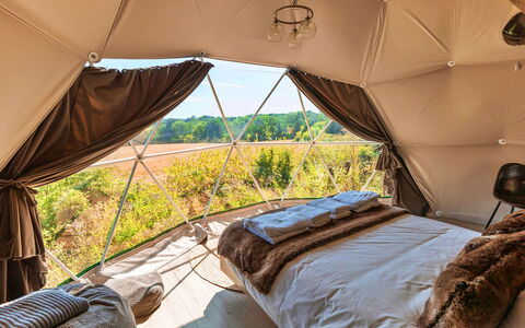 Scotney Luxury Dome: 