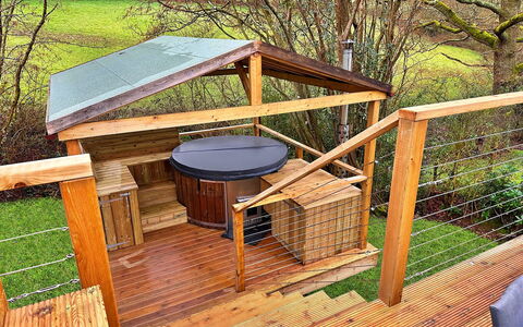 Ashdown Luxury Dome: 