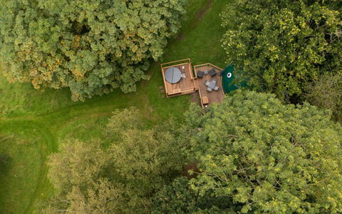 Chartwell Luxury Dome: Natürlichen Umgebung, Vegetation, Grundstueck, Vogelperspektive, Wald, Luftaufnahmen, Plantage, Dschungel, Landscaping, Park
