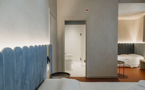 Deb&spa: Wand, Schlafzimmer, Interior Design, Bettdecke, Bett, Bedding, Linens, Bettrahmen, Zimmer, Matratze