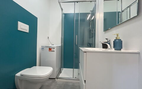 Case Martorelli - Belvedere Marittimo: Flooring, Fussboden, Interior Design, Armatur, Badezimmer, Installation, Sinken, Badezimmerschrank, Toilette, Zapfhahn