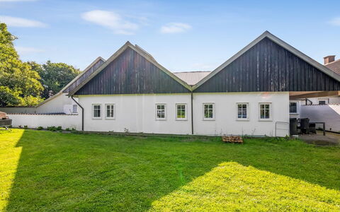 Ødmar - 4Km to the Fjord: Haus, Zuhause, Dach, Wohngebiet, Hütte, Estate, Bauernhaus, Rasen, Landscaping, Abstellgleis