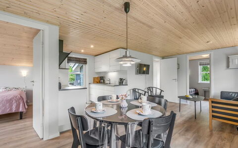 Roland - 200M to the Fjord: Wohnung, Eigentumswohnung, Estate, Balkon, Villa, Hotel