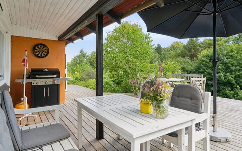 Marjanne - 800M from the Sea: Dachdecken, Hütte, Haus, Dach, Zuhause, Bauernhaus, Hütte, Estate, Dorf