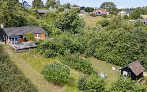Marjanne - 800M from the Sea: Dachdecken, Hütte, Haus, Dach, Zuhause, Bauernhaus, Hütte, Estate, Dorf