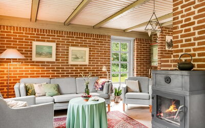 Hilaria - 2.1Km from the Sea