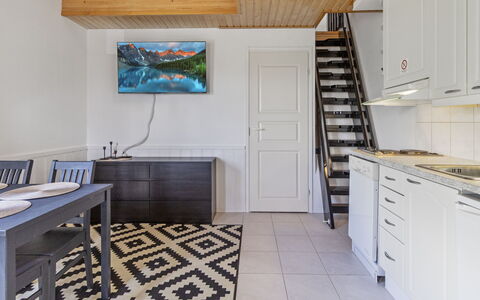 Levin Lumi: Flooring, Interior Design, Möbel, Fussboden, Holz, Decke, Zimmer, Beleuchtung, Holzboden, Wohnung