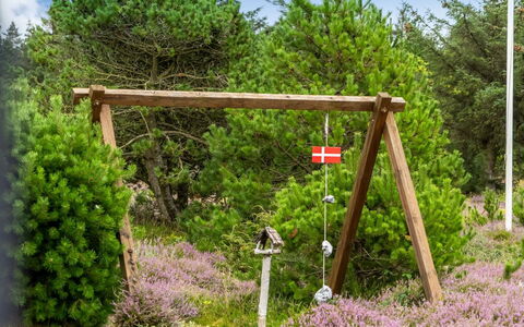 Eeske - 2.5Km from the Sea: Hütte, Dach, Zuhause, Steigung, Hütte, Abstellgleis