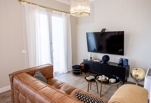 Casa Coccinella: Möbel, Interior Design, Flooring, Couch, Wohnzimmer, Holz, Fussboden, Zimmer, Zuhause, Wohnung