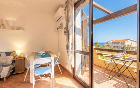 Angela House: Wohnung, Balkon, Gartenmöbel, Hotel