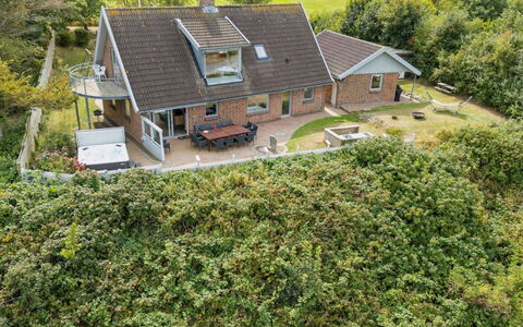 Dzavid - 50M from the Sea: Wohnung, Eigentumswohnung, Estate, Balkon, Villa, Hotel