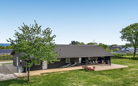 Siljan - 400M from the Sea: Dachdecken, Hütte, Haus, Dach, Zuhause, Bauernhaus, Hütte, Estate, Dorf
