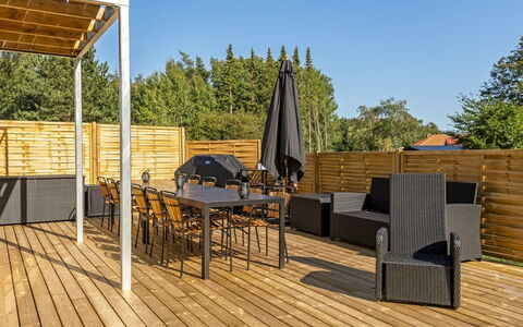 Wolter - 1.7Km from the Sea: Holz, Holzboden, Gartenmöbel, Möbel, Hartholz, Deck, Holzbeize, Planke, Veranda, Flooring