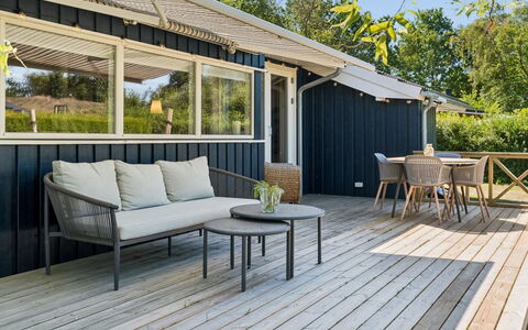 Hawarth - 275M from the Sea: Wohnung, Eigentumswohnung, Estate, Balkon, Villa, Hotel