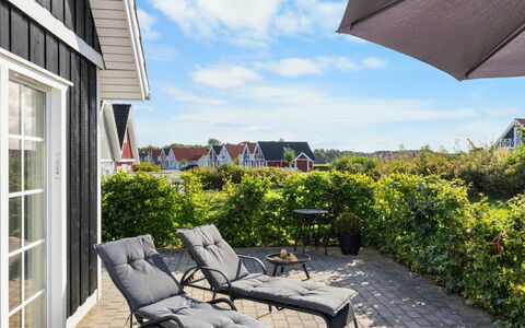 Dior - 300M from the Sea: Wohnung, Eigentumswohnung, Estate, Balkon, Villa, Hotel