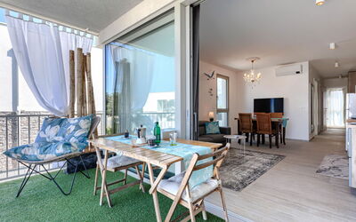 Renata Home
